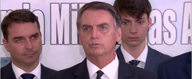 Bolsonaro afirma que vai acabar com o que chamou de "festa" das multas do Ibama