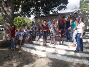 Mulheres do PAIF, atendidas pelo CRAS Prainha, visitam Praça do monumento O Touro e a Sucuri