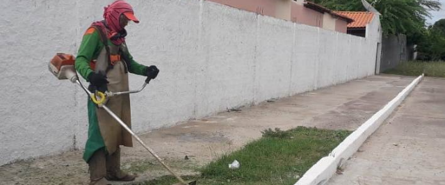 Secretaria de Meio Ambiente realiza mutirão de limpeza e contempla vários bairros