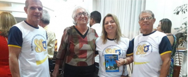 Triunfo comemora os 80 anos do Colégio Stella Maris com lançamento de livro e desfile cívico