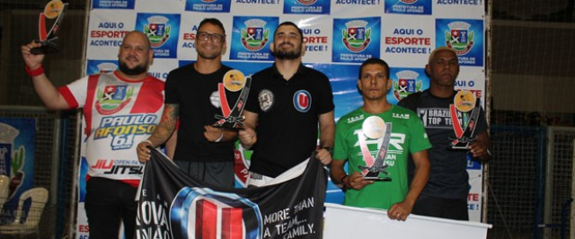 Atletas de Paulo Afonso são destaque no Open de Jiu Jitsu