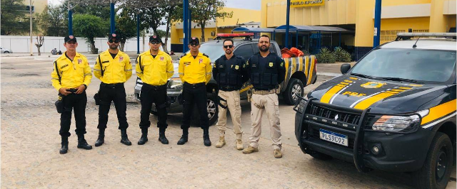 Agentes de trânsito de Paulo Afonso colaboram com operação da Polícia Rodoviária Federal