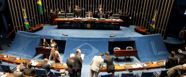Senado aprova em 1º turno texto-base da PEC do Orçamento de Guerra