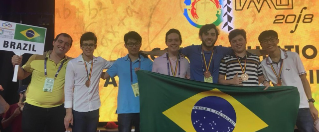 Brasileiro ouro na Olimpíada de Matemática estuda até 11 horas por dia