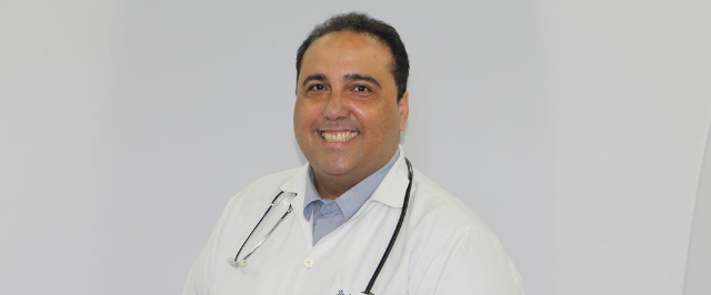 Enfermeiro que defendia tratamento sem eficácia para a Covid-19, Anthony Ferrari morre vítima da doença