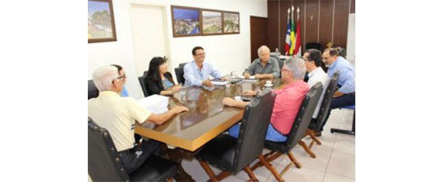 Criada comissão que acompanhará regularização de imóveis do acampamento Chesf 