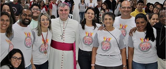 Colégio Montessori recebe visita do Bispo Diocesano Dom Guido Zendron