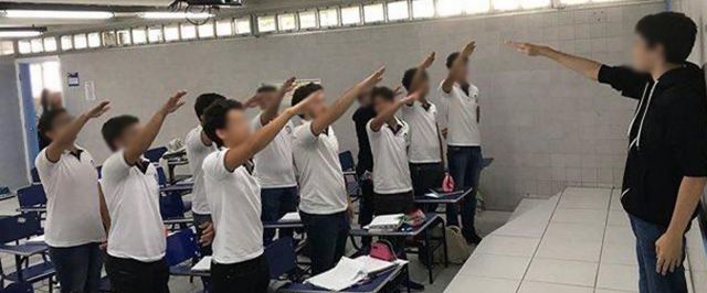 Jovens fazem saudação nazista em sala de aula de escola particular no Recife e são suspensos pela direção