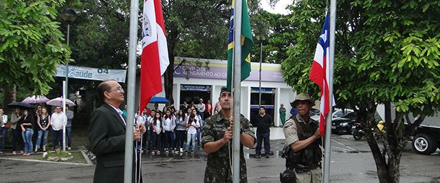 Hasteamento de bandeiras inicia comemorações da Semana da Pátria em Paulo Afonso